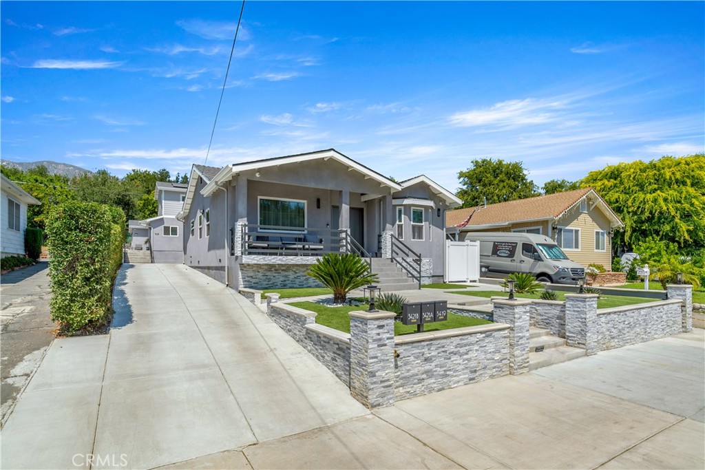 Properties 2 3419 Montrose Avenue