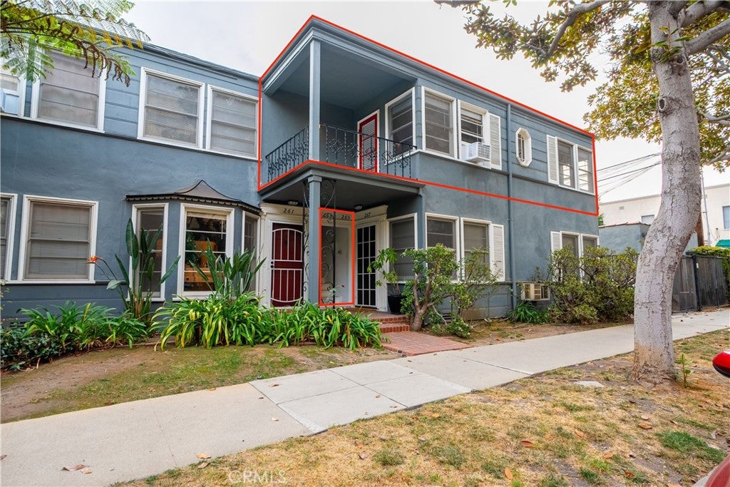 Photo of 265 N Swall Drive, Beverly Hills, CA 90211 (MLS # SR26217721)