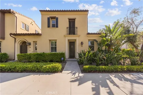 54 Great Lawn, Irvine, CA 92620 - MLS#: OC25098672