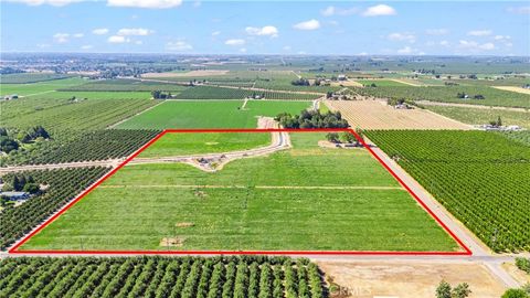 Photo of 8340 West Lane, Winton, CA 95388 (MLS # MC25262010)