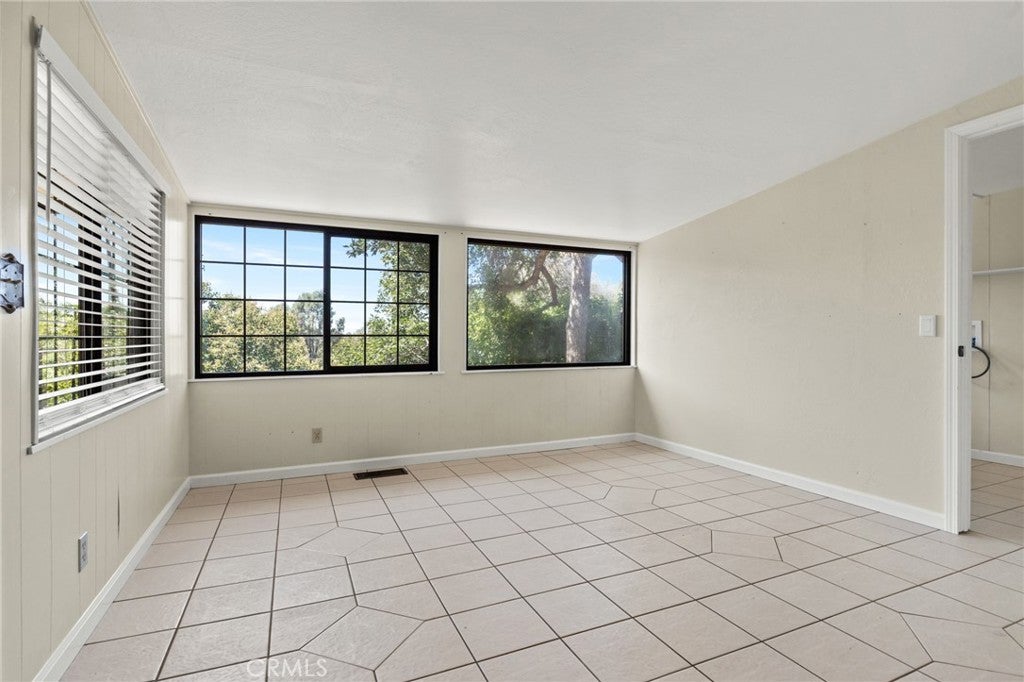 105 Pinedale Avenue