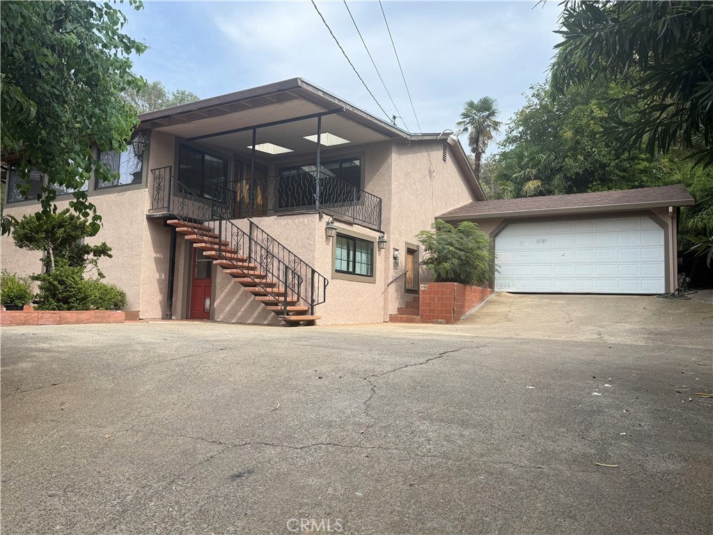 105 Pinedale Avenue