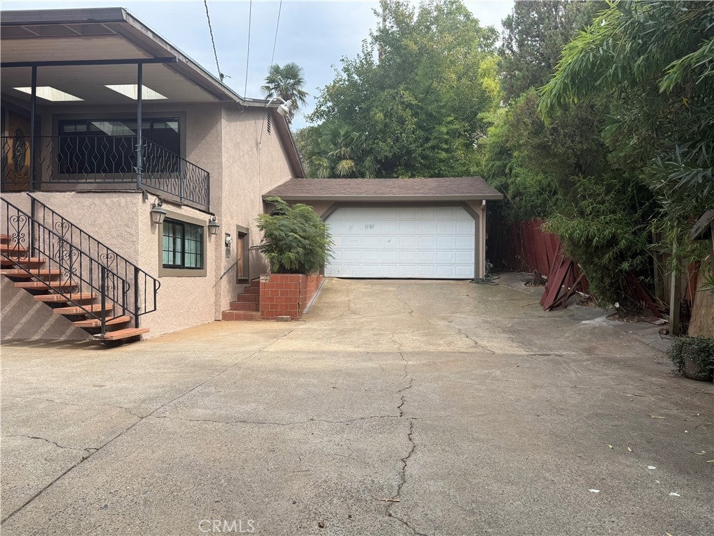 105 Pinedale Avenue