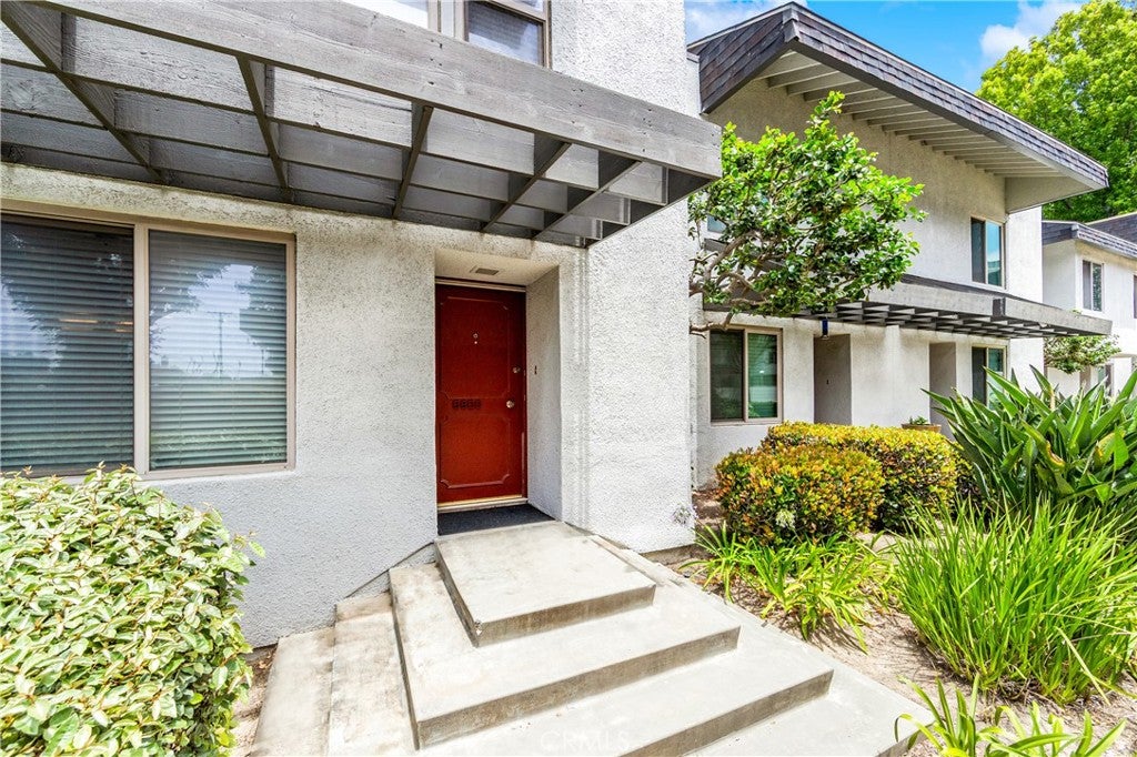 6800 Lampson AVE, Garden Grove CA 92845