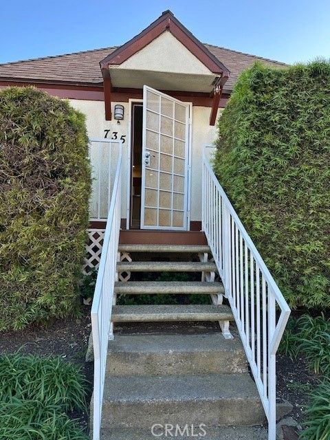 Photo of 735 W 31st Street, San Pedro, CA 90731 (MLS # SB26014021)