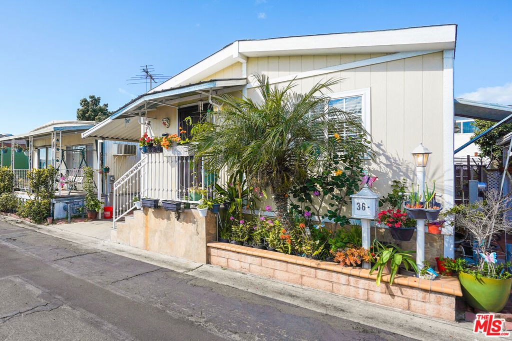 Listing image 6