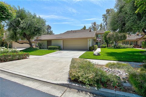 Photo of 732 Via Zapata, Riverside, CA 92507 (MLS # IV26093298)