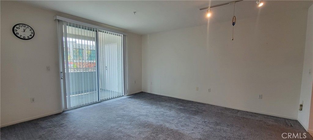 Photo of 267 S San Pedro Street, Los Angeles, CA 90012 (MLS # TR25100694)