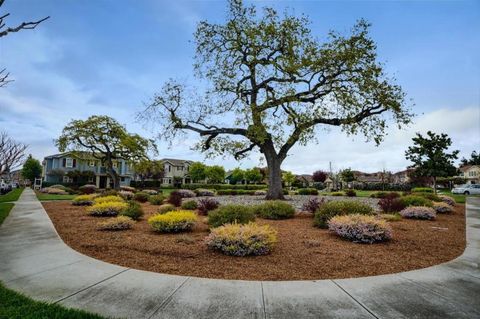 Photo of 7969 Kipling Cir, Gilroy, CA 95020 (MLS # ML82035831)