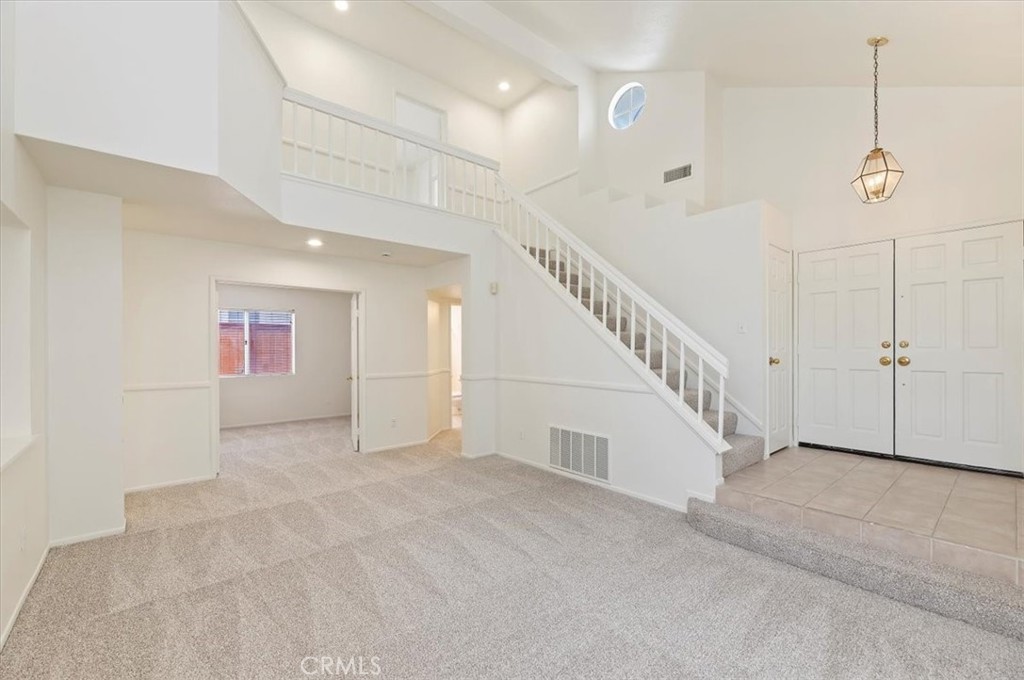17640 Mountain Court