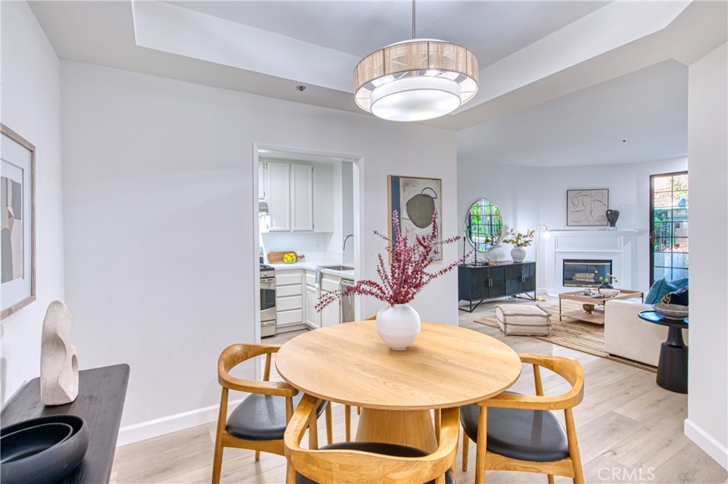 245 S Holliston Avenue 109