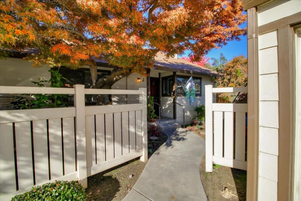 listing image 130726675299741599489