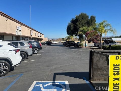 Photo of 24609 Arch Street, Newhall, CA 91321 (MLS # SR25174496) Photo of 24609 Arch Street, Newhall, CA 91321 (MLS # SR25174496)