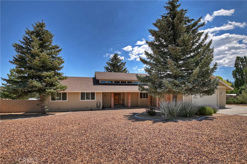 908 Mount Doble Drive