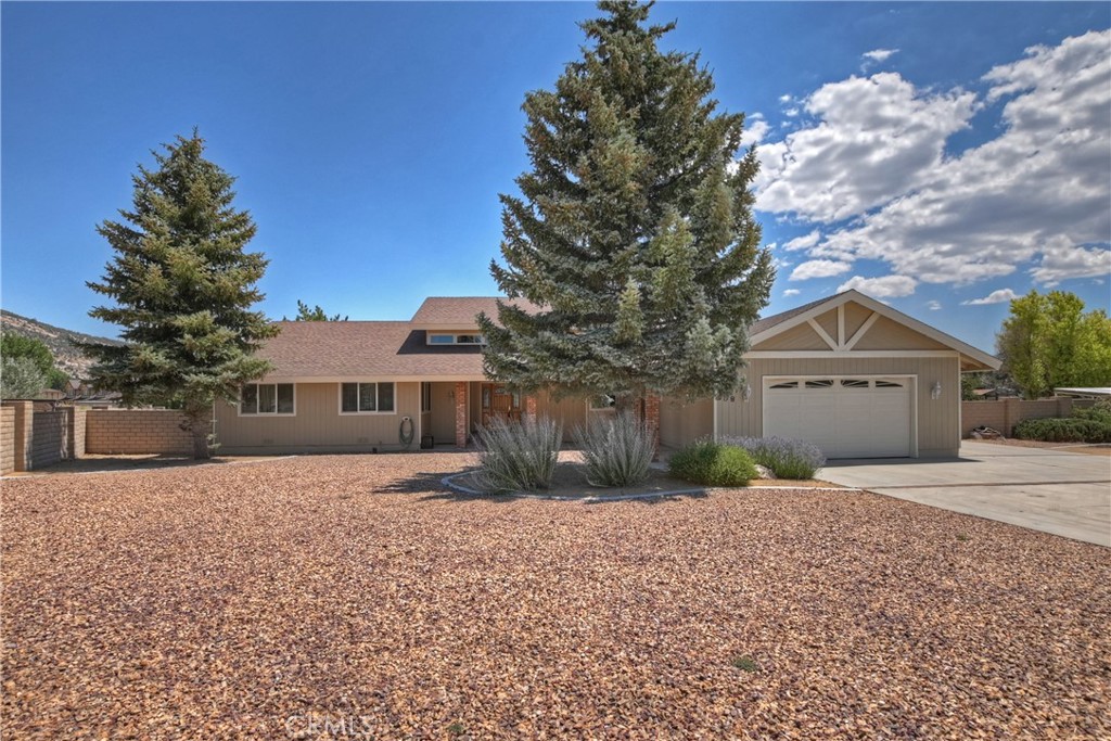 908 Mount Doble Drive