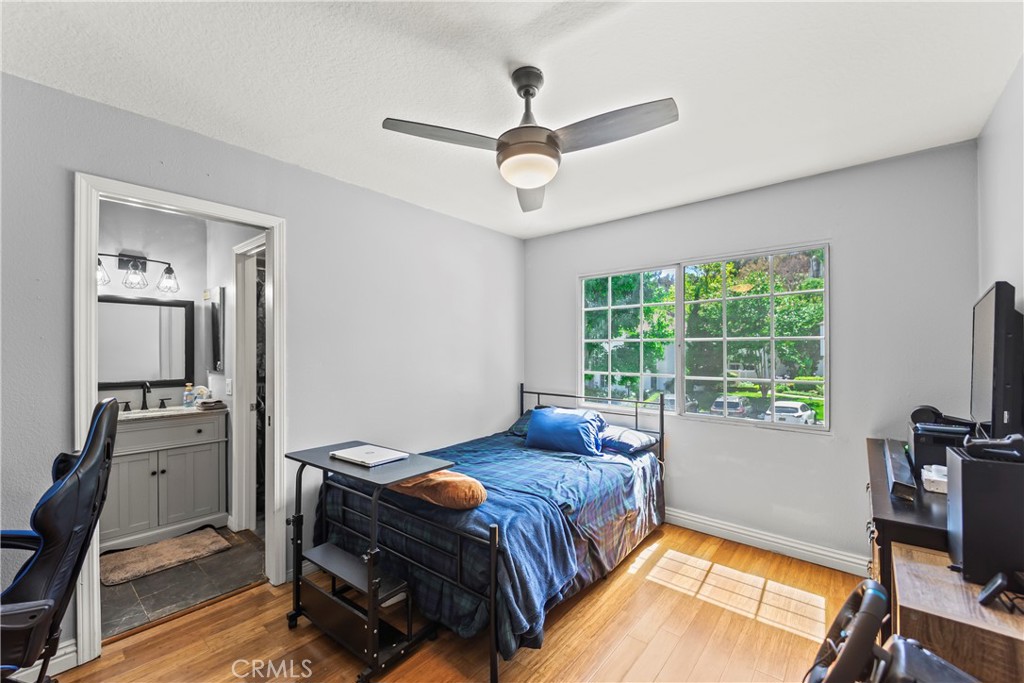 Hampton Village (HV) - Residential