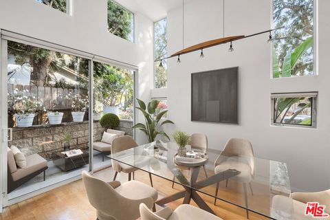 Photo of 1011 Pacific Street #1, Santa Monica, CA 90405 (MLS # 26646359)