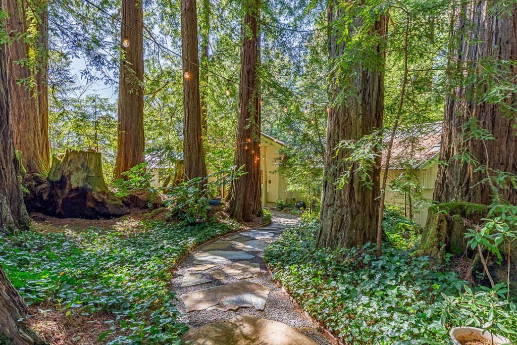1100 Old La Honda Road