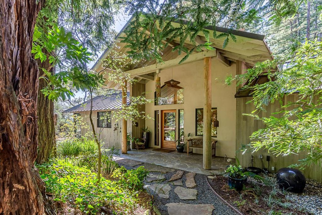 1100 Old La Honda Road