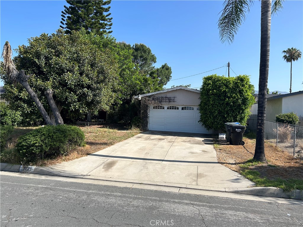 Investment Opportunity – 3 Bed, 2 Bath Home
Don’t miss out on this promising investment opportunity! This 3-bedroom, 2-bathroom home offers 1,106 sq. ft. of living space on a 5,903 sq. ft. lot—perfect for investors looking to add value and build equity.
The property does need work and is being sold as-is, with personal items left behind that will remain in the home upon sale. Please review the photos carefully to assess the property's condition and potential.
Whether you're looking for a flip or a long-term rental, this home is priced to sell and full of opportunity.