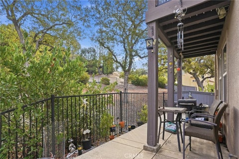 Tiny photo for 9465 Casa Bella Court, Atascadero, CA 93422 (MLS # PI26203268)