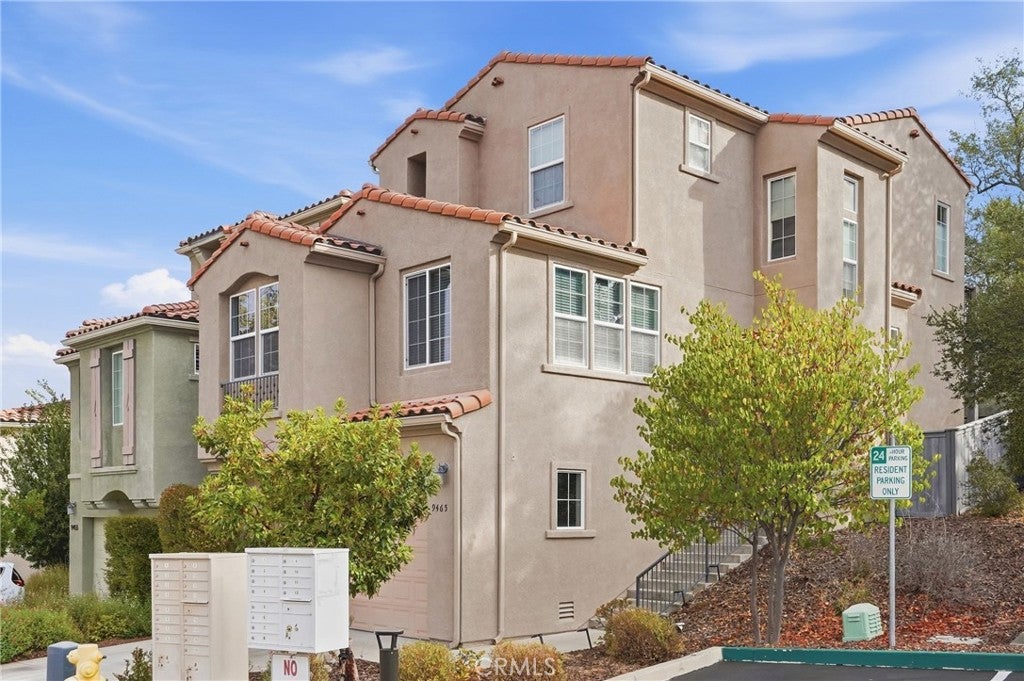 9465 Casa Bella Court
