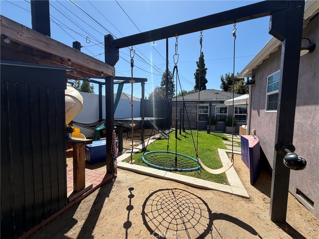 3412 N Greenbrier
