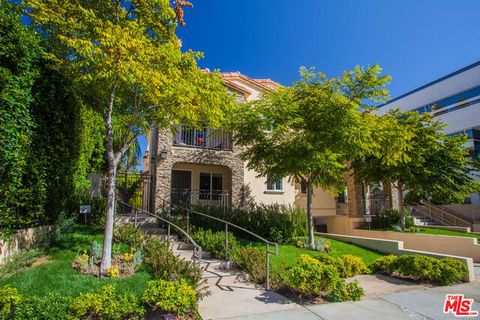 Photo of 1171 FRANKLIN Street #103, Santa Monica, CA 90403 (MLS # 26665117)