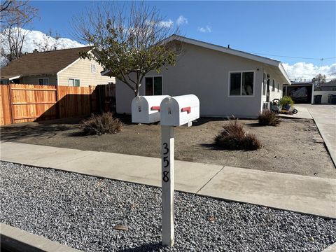 358 Alessandro Street S Hemet CA 92543