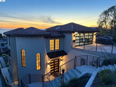 Photo of 1024 Grizzly Peak Blvd, Berkeley, CA 94708 (MLS # 41126833)