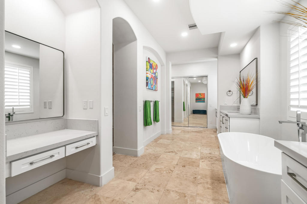 Mira Vista - Residential