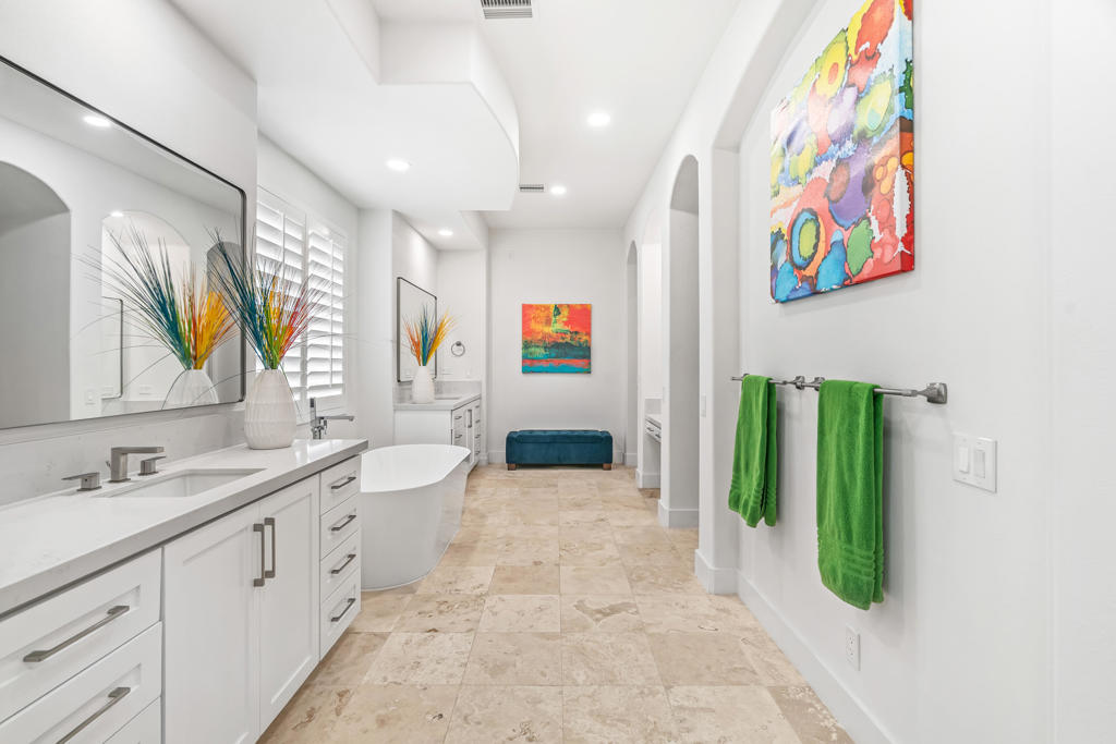 Mira Vista - Residential