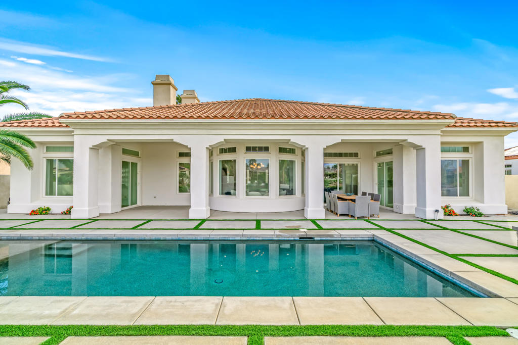 Mira Vista - Residential