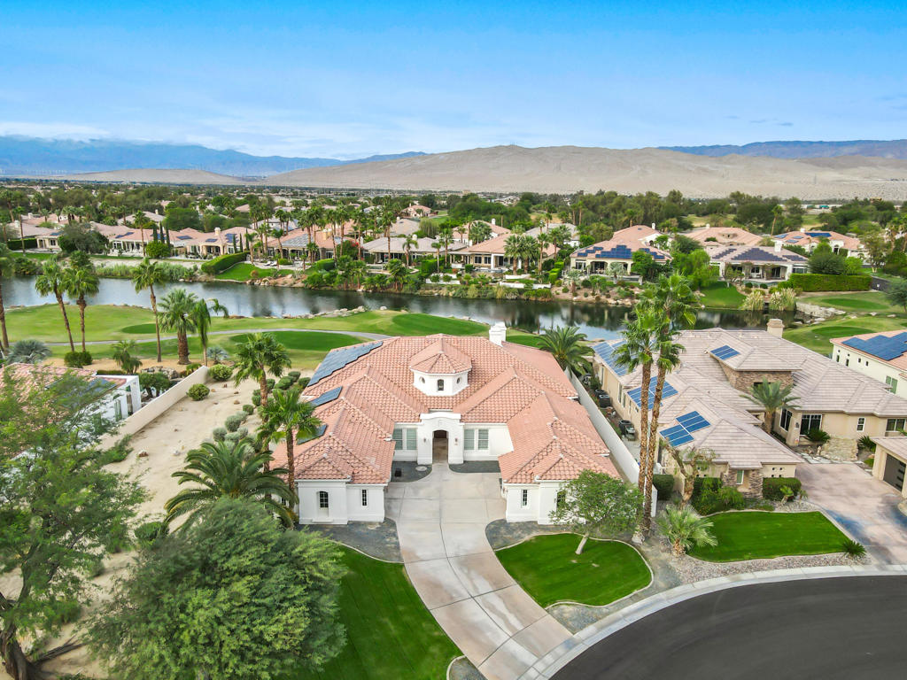 Mira Vista - Residential