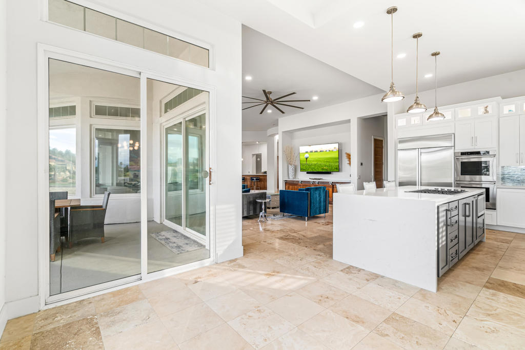 Mira Vista - Residential