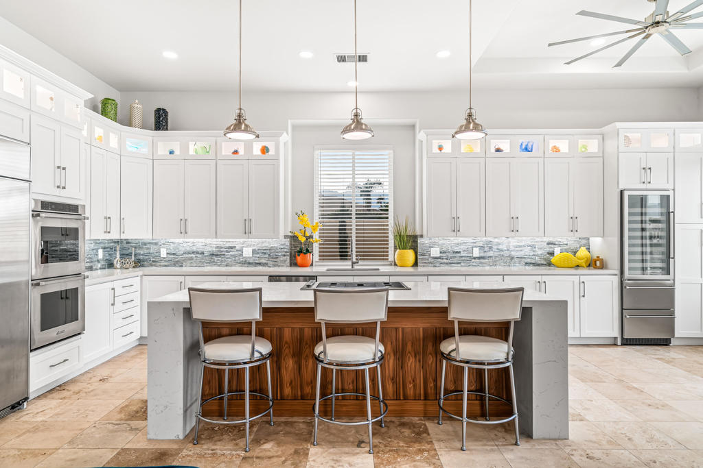 Mira Vista - Residential