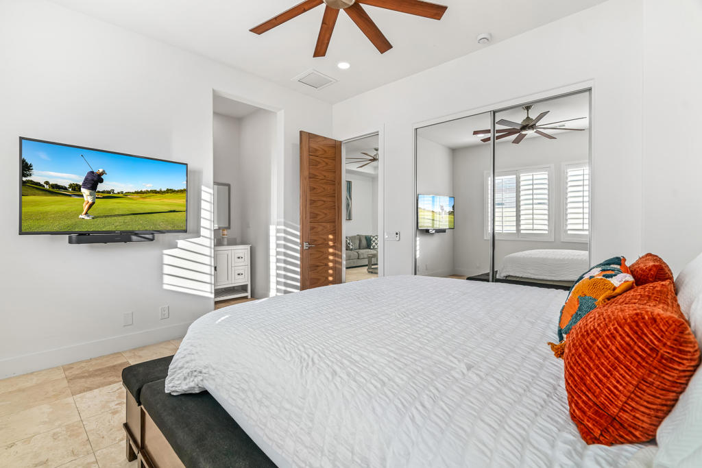 Mira Vista - Residential