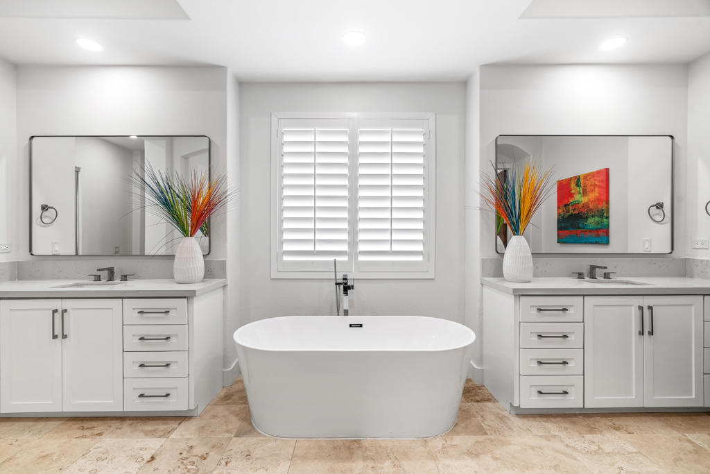 Mira Vista - Residential