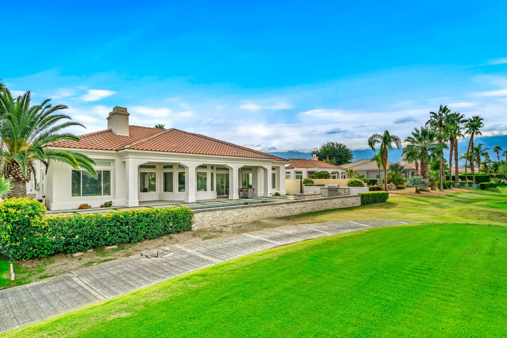 Mira Vista - Residential