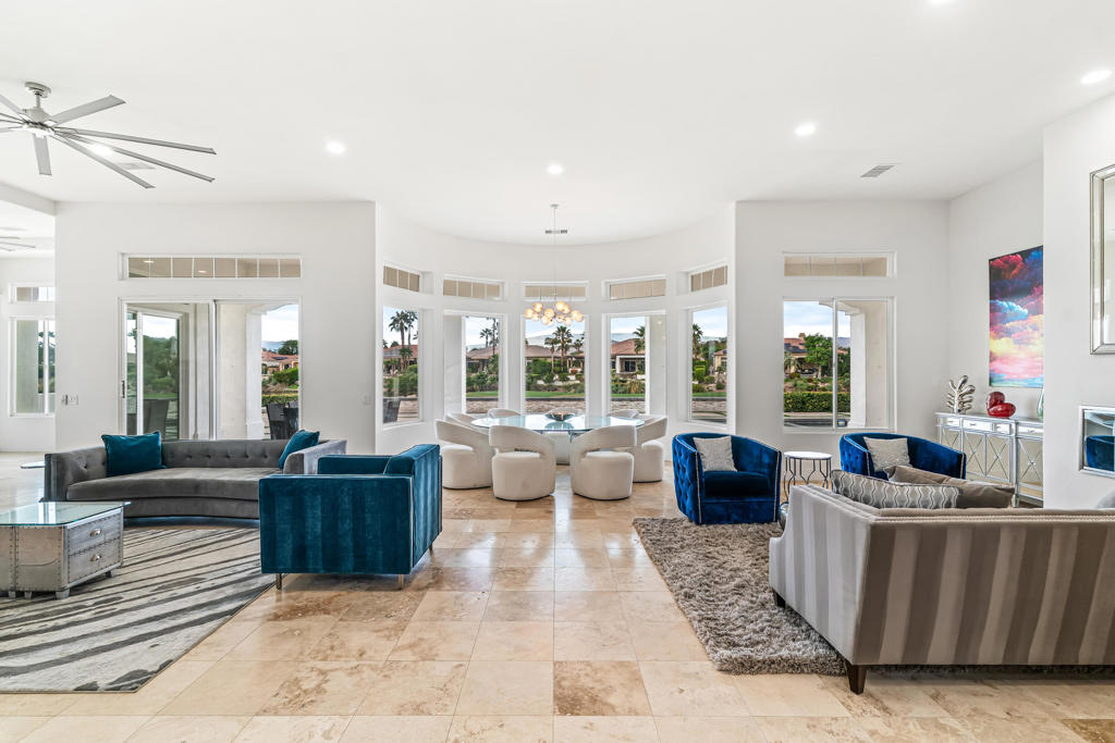 Mira Vista - Residential