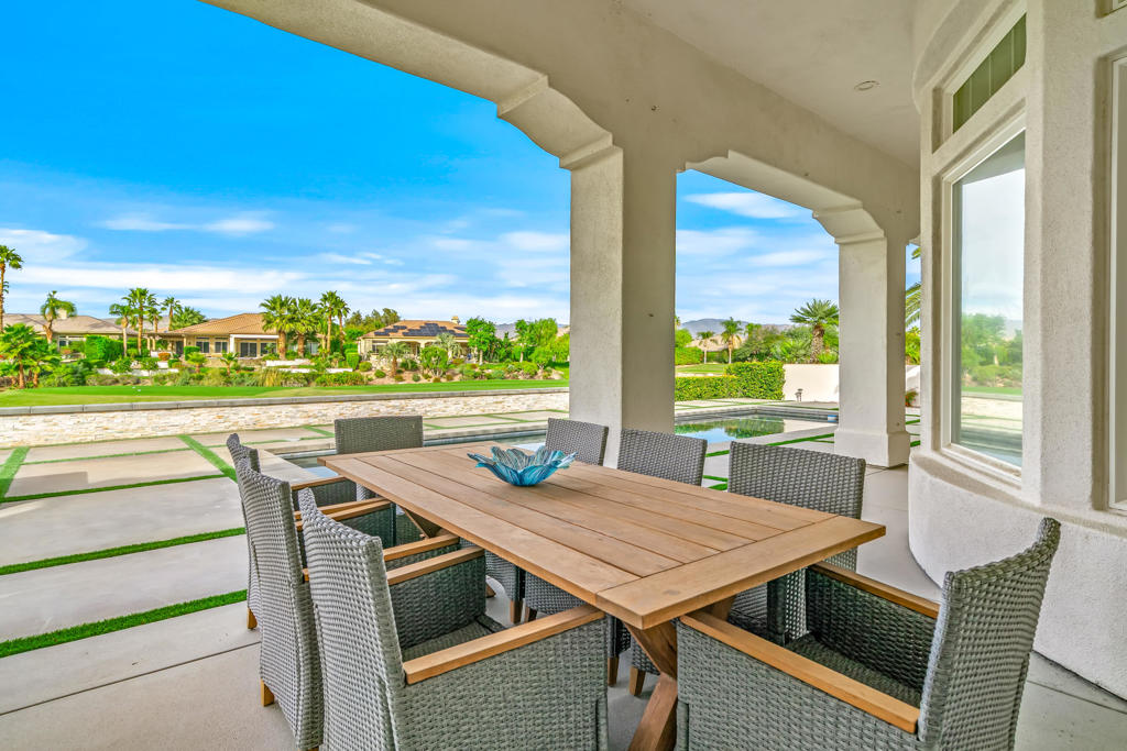 Mira Vista - Residential