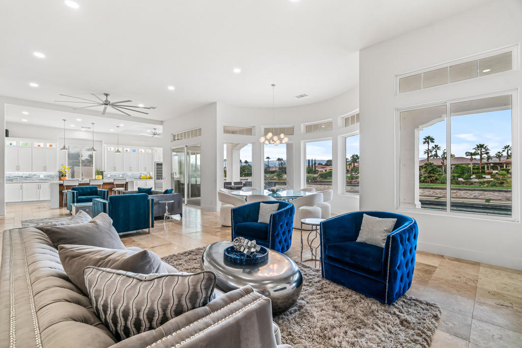 Mira Vista - Residential