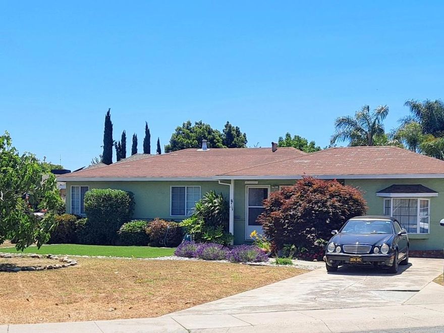 Fixer-Upper Opportunity in West San Jose! Huge lot with room for expansion and/or ADU. Massive yard w/ covered patio, mature fruit trees, roses, and storage sheds. Functional floorplan with separate oversize family room. Walk to restaurants, shops, and Moreland Elementary School. Excellent Prospect High School! Easy access to 280 and San Tomas Expressway. Dont miss your chance to make it your own!