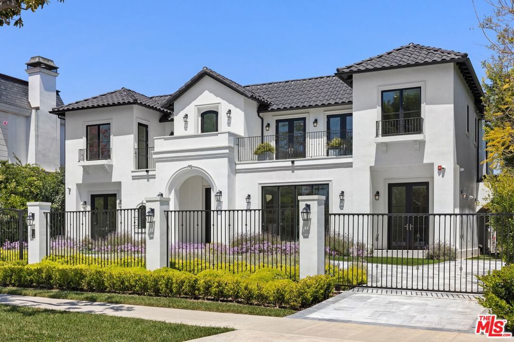 722 N Camden Drive