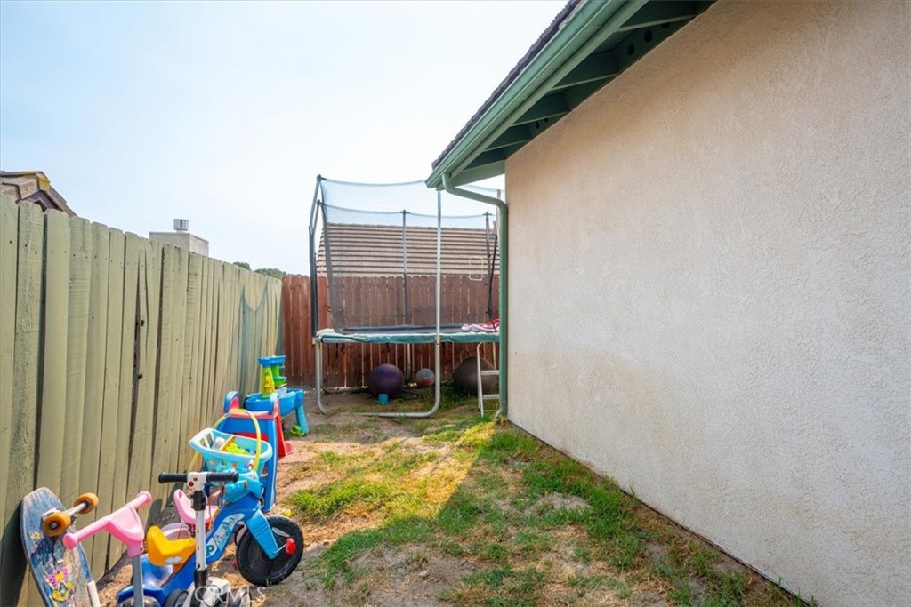 East of 101(500) - Residential
