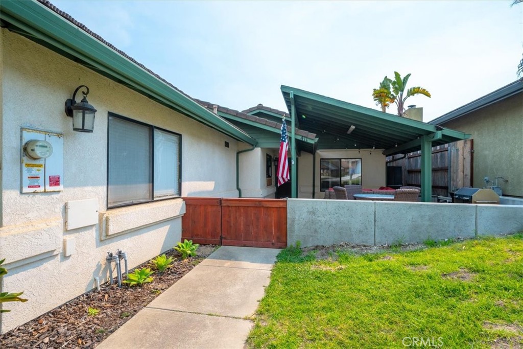 East of 101(500) - Residential