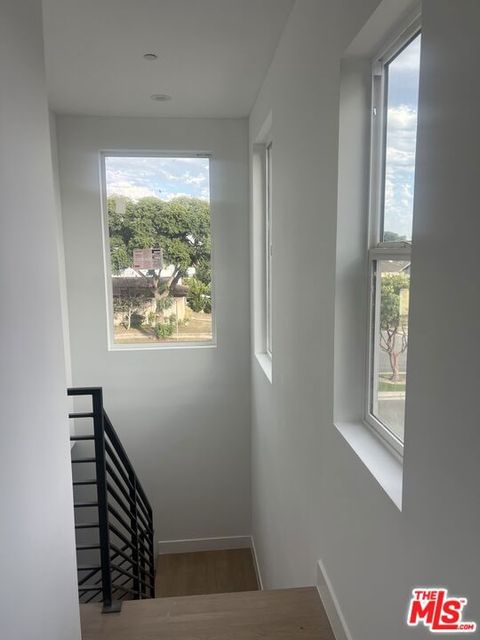 Tiny photo for 2707 Ruhland Avenue, Redondo Beach, CA 90278 (MLS # 25609595)