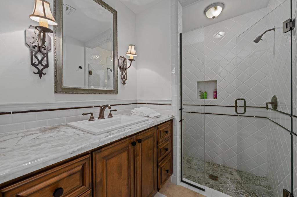 The Hideaway - Residential