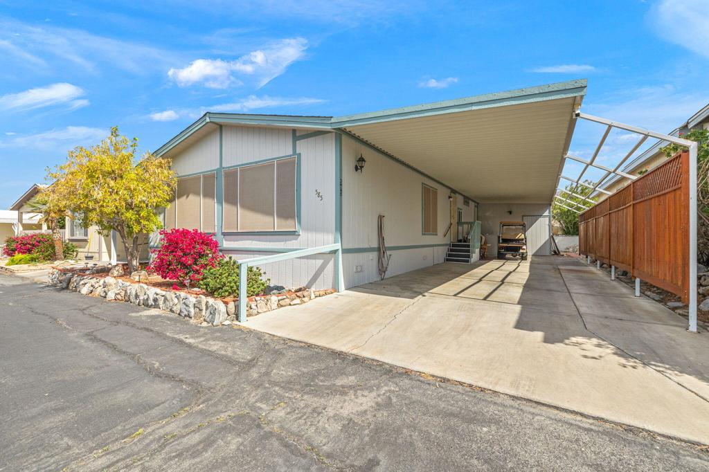 74711 Dillon Road 585