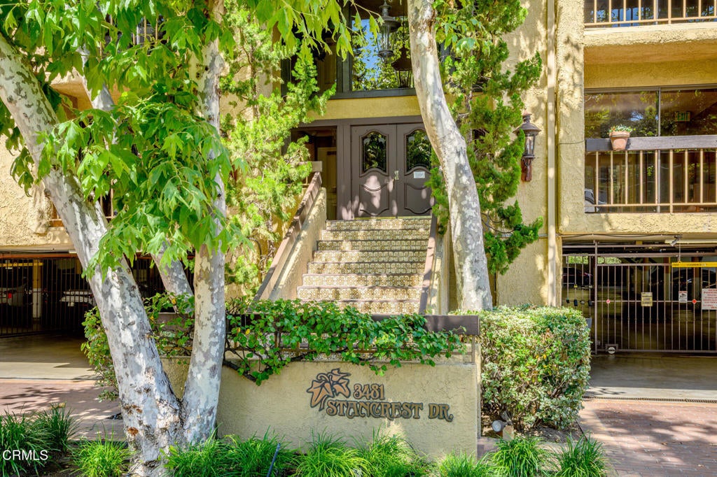 3481 Stancrest Drive 335, Glendale CA 91208
